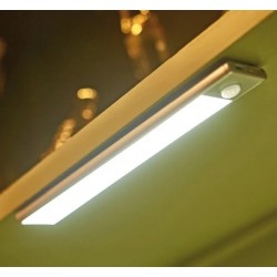 BARRA LED LUMINOSA LAMPADA LED RICARIBILE USB CON SENSORE MOVIMENTO CON ADESIVO